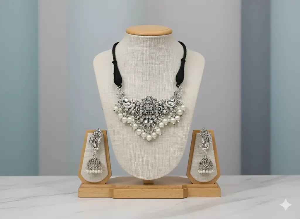 Fashionable Kundan Work Peacock Jewel Set (Choker)